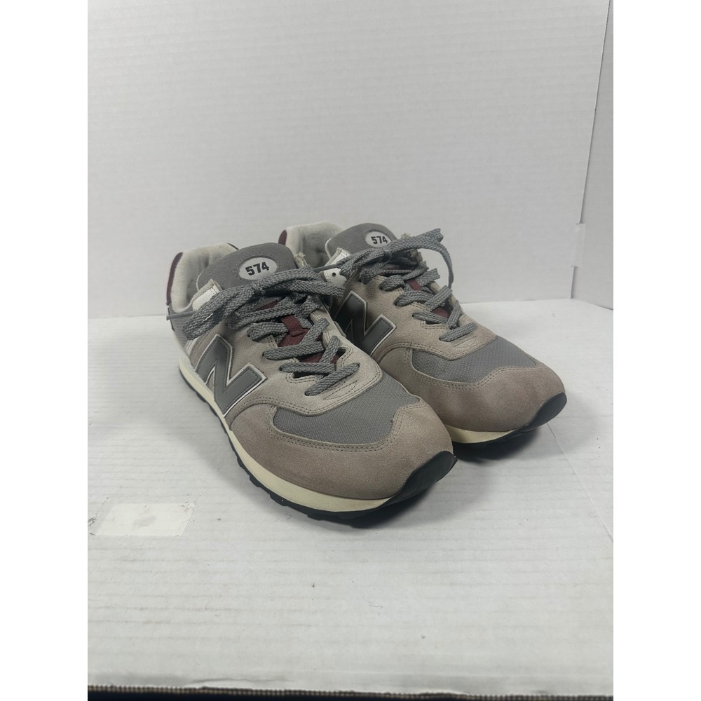 New Balance 574 Grey Burgundy Cordura Suede Sneakers U574KBR Mens 13 Womens 14.5